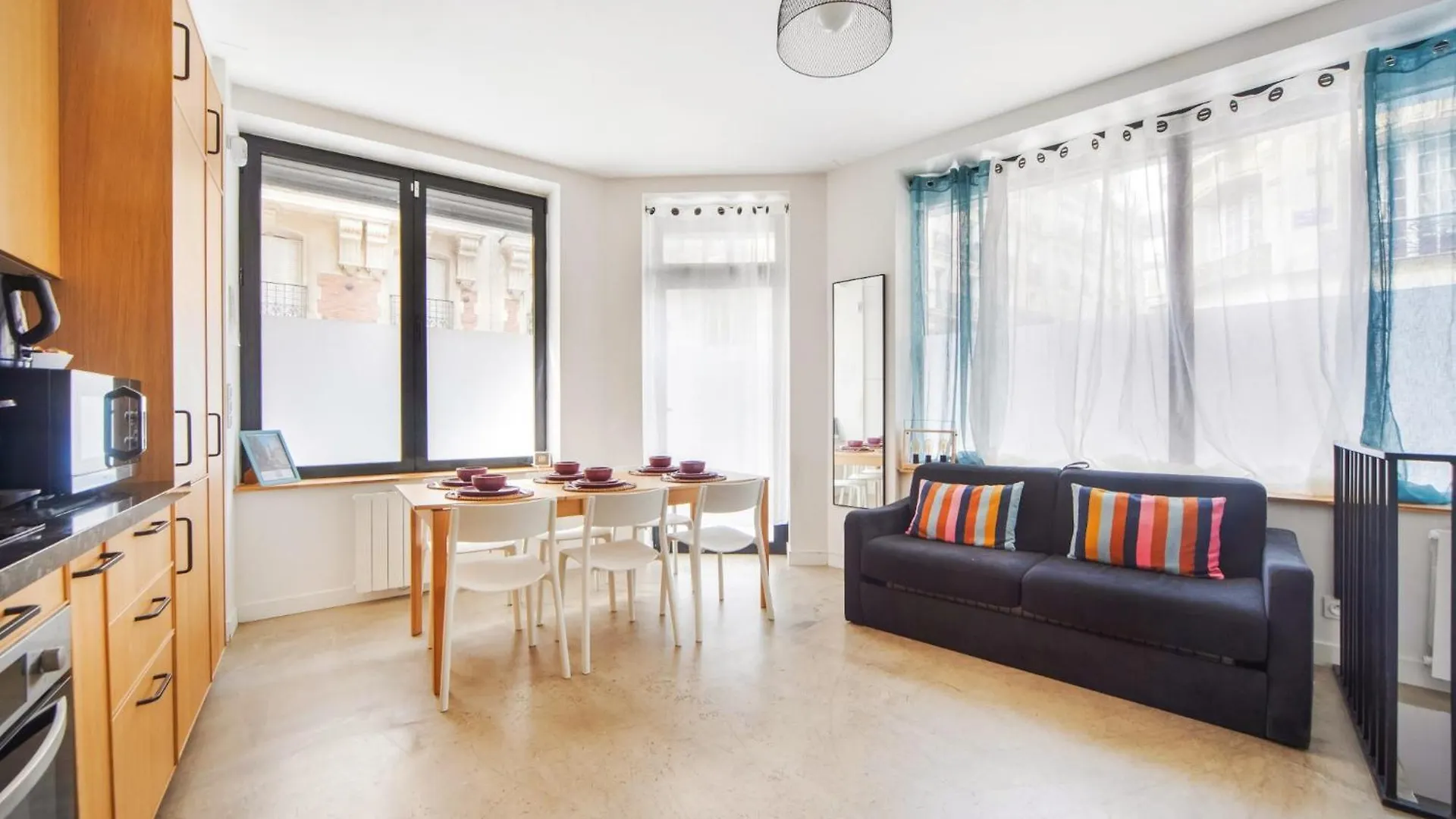 Apartment Large Flat Very Close To Montmartre Paris